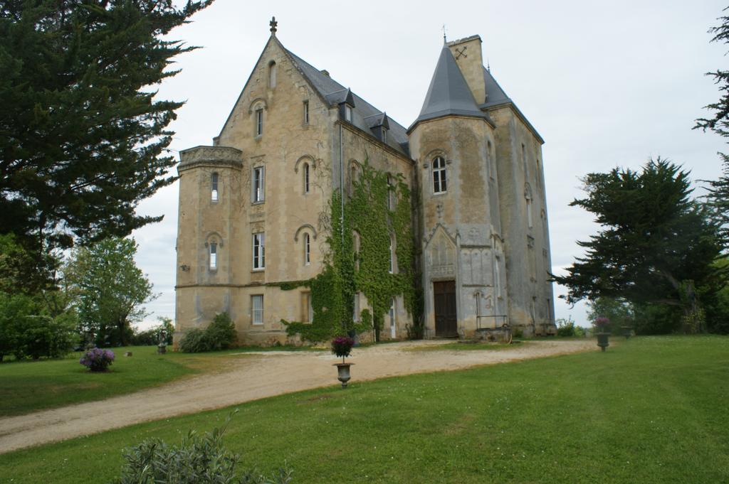 Chateau Fauchey Cadillac Bagian luar foto